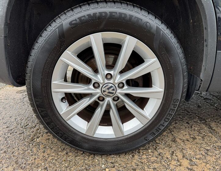 Volkswagen Tiguan 18