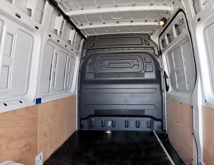 Mercedes-Benz Sprinter 6