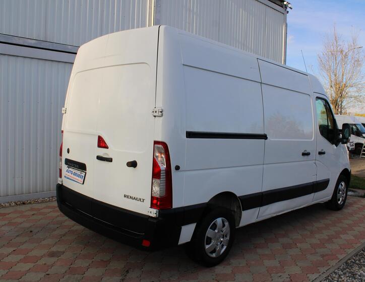 Renault Master 4