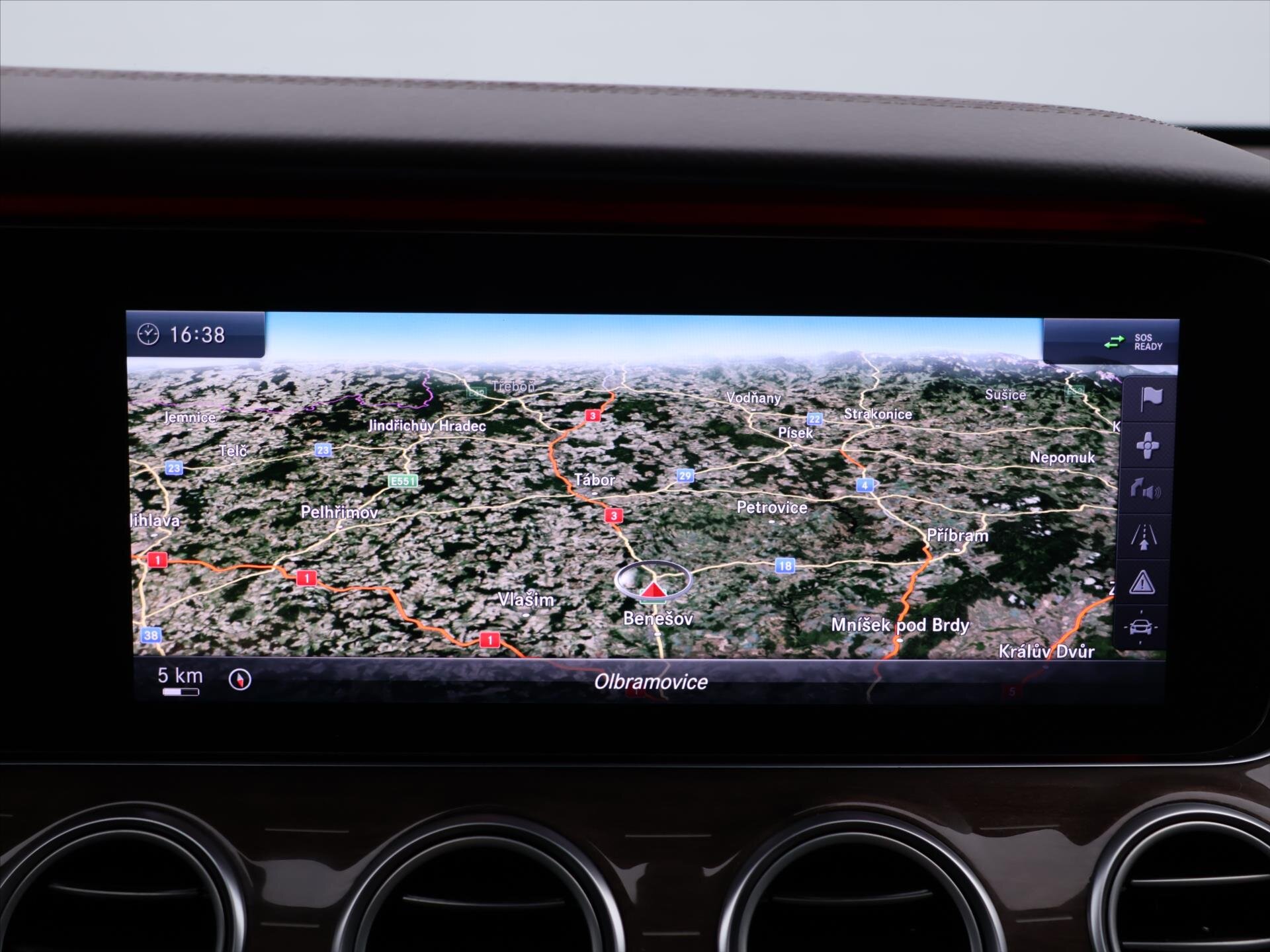 Mercedes-Benz Třídy E Sedan / Limuzína 2,0 l 135 kw