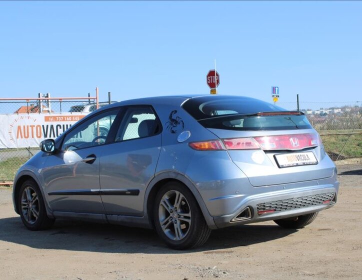 Honda Civic Hatchback 1,8 l 103 kw