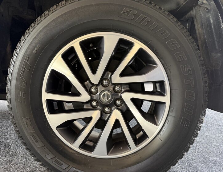 Nissan Navara Pick-up 2,3 l 120 kw