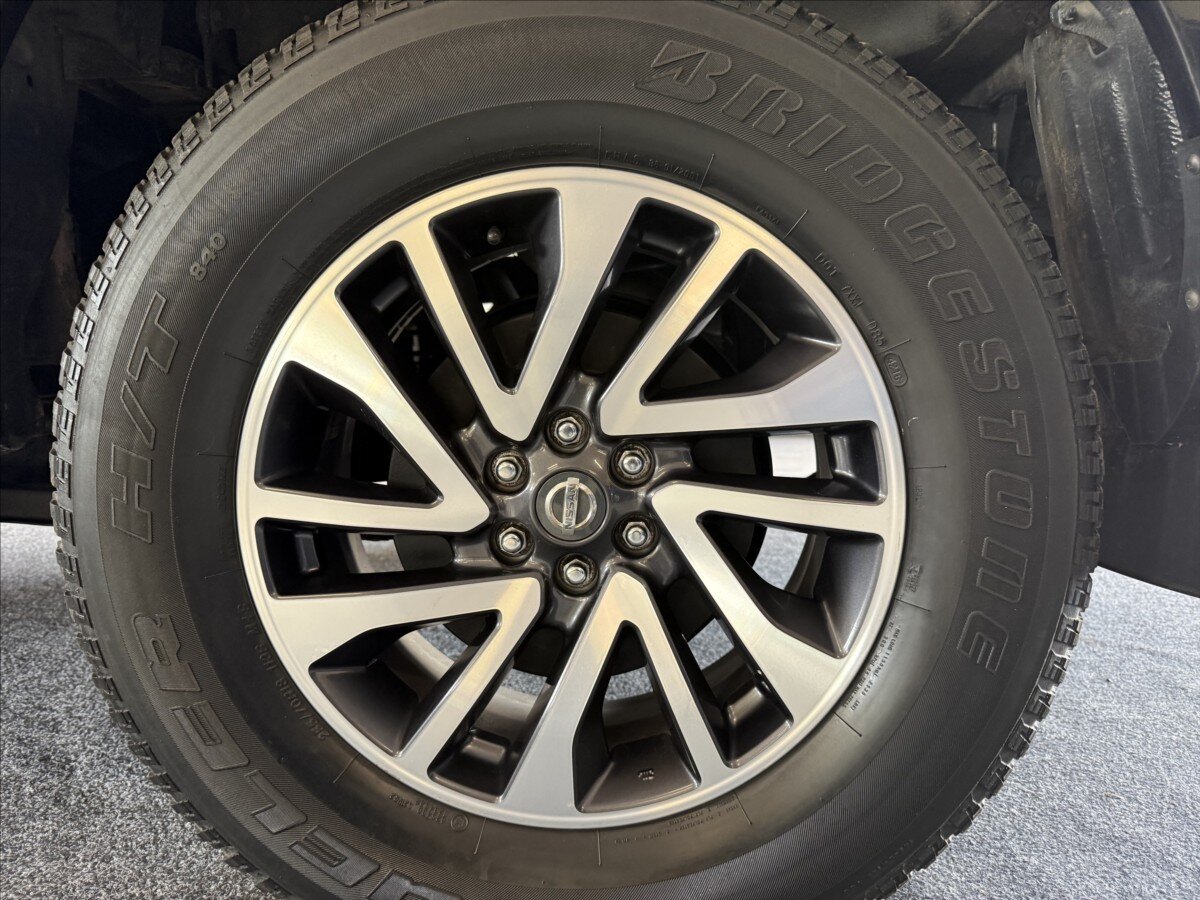 Nissan Navara Pick-up 2,3 l 120 kw