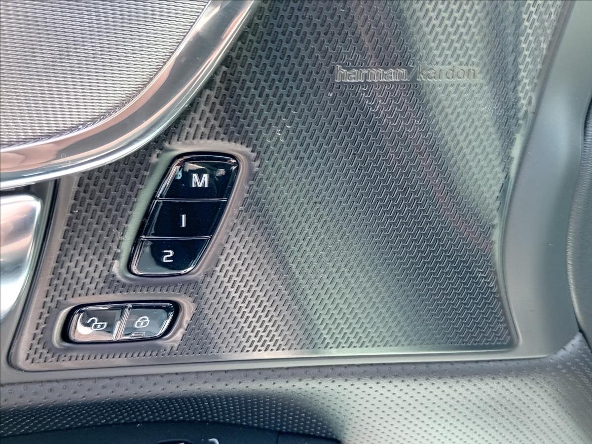 Volvo S90 Sedan 2,0 l 173 kw