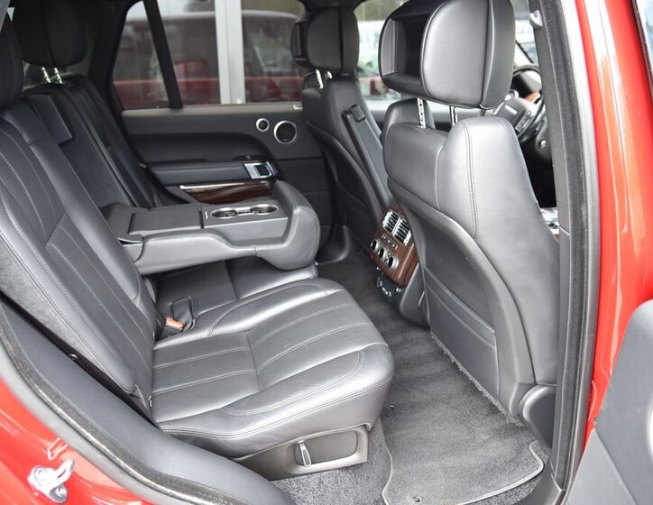 Land Rover Range Rover SUV / Terénní 4,4 l 250 kw