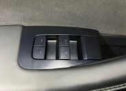 Tesla Model 3 Sedan 0,0 324 kw