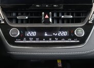 Toyota Corolla Sedan / Limuzína 1,8 l 72 kw