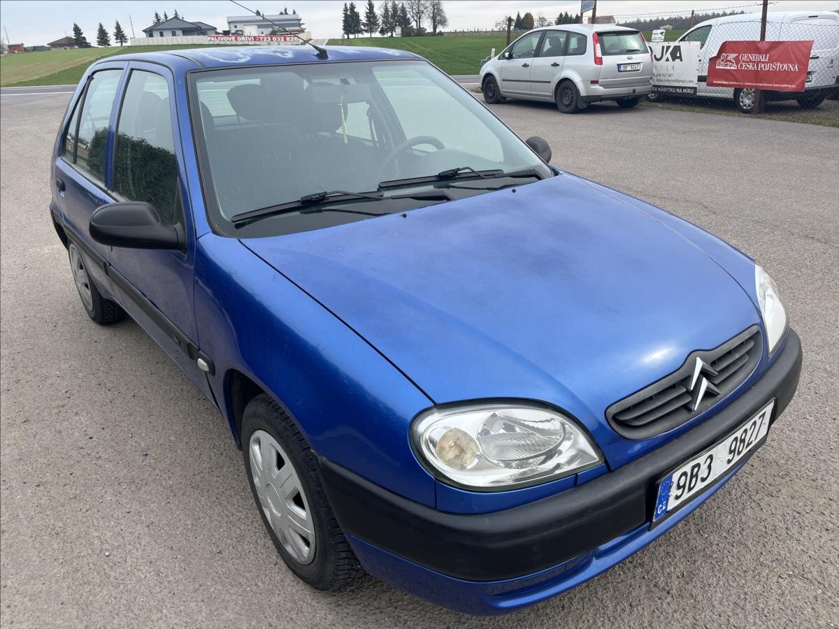 Citroën Saxo Hatchback 1,1 l 40 kw
