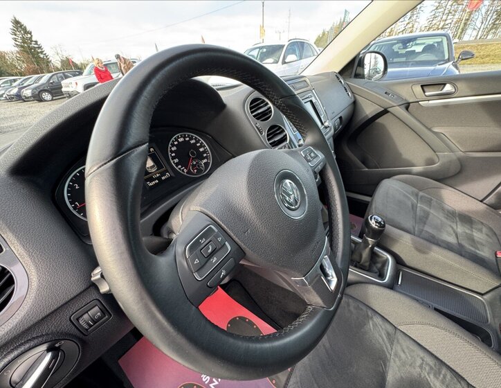 Volkswagen Tiguan SUV 2,0 l 103 kw