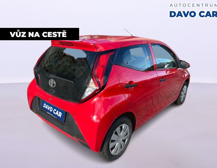 Toyota Aygo Hatchback 998,0 53 kw