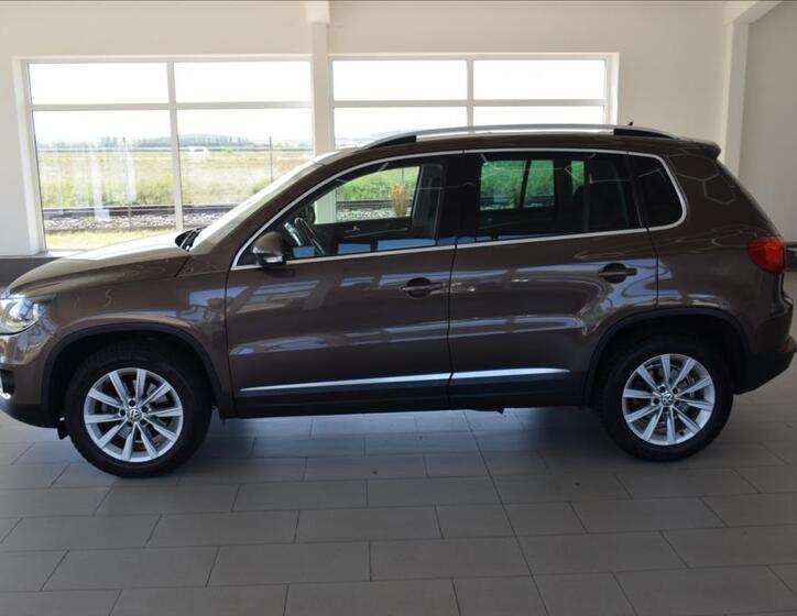 Volkswagen Tiguan 5
