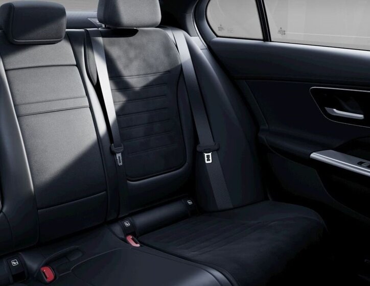 Mercedes-Benz Třídy C Sedan 2,0 l 162 kw