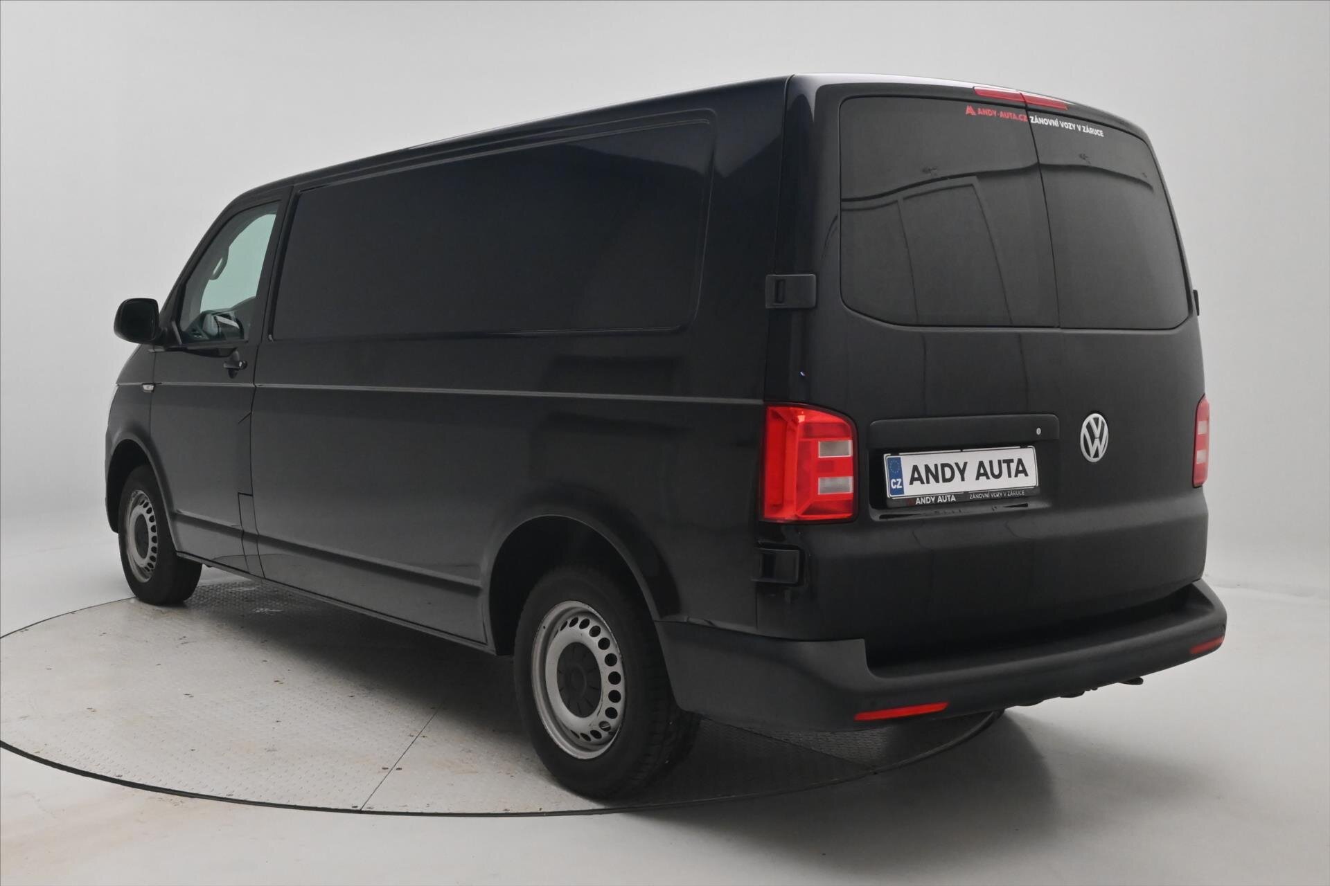 Volkswagen Transporter Skříň 2,0 l 75 kw