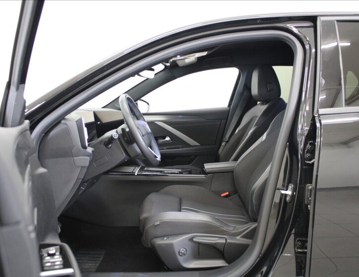 Opel Astra Hatchback 1,2 l 96 kw