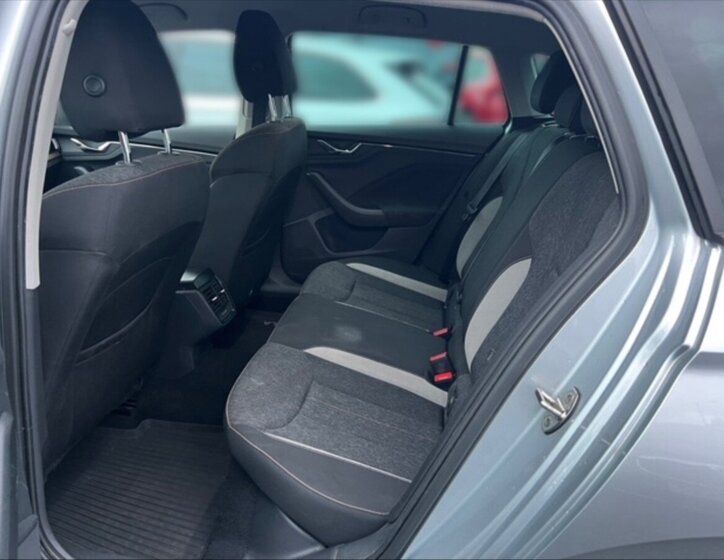 Škoda Scala Hatchback 1,5 l 110 kw
