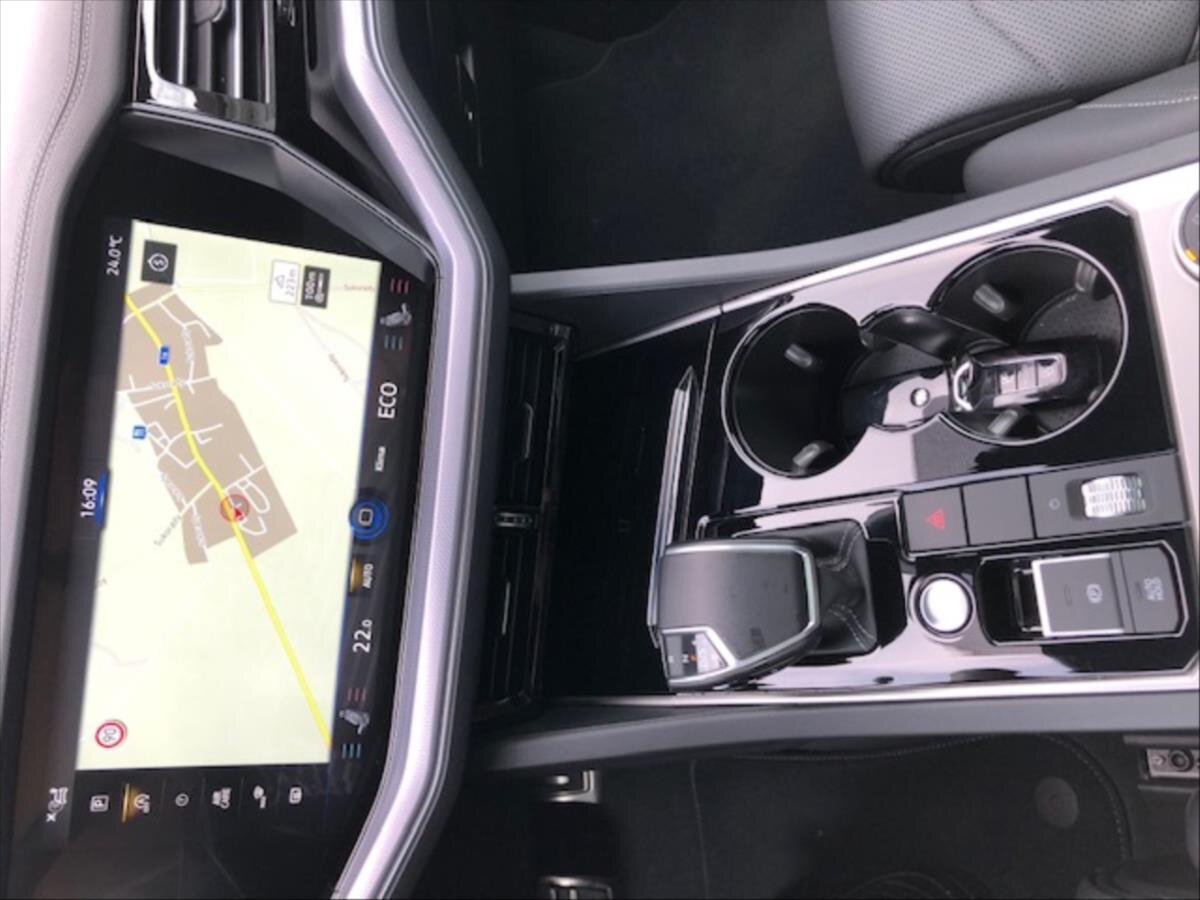 Volkswagen Touareg Kombi 3,0 l 210 kw