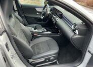 Mercedes-Benz CLA Sedan / Limuzína 2,0 l 110 kw
