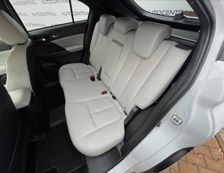 Mitsubishi Eclipse Cross SUV 2,4 l 130 kw