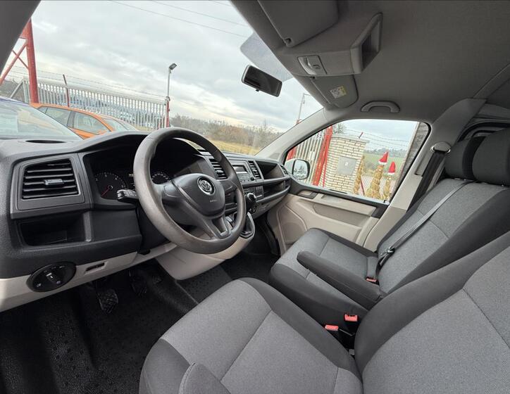 Volkswagen Transporter 11