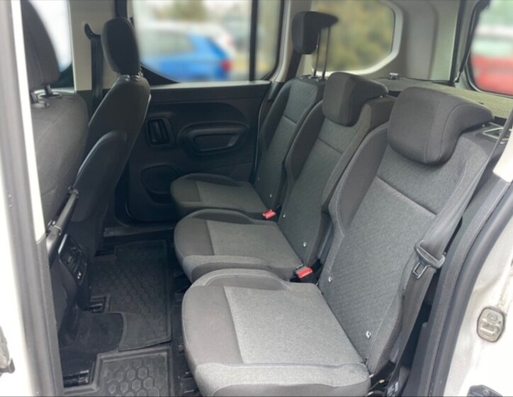 Peugeot Ostatní Kombi 1,5 l 96 kw