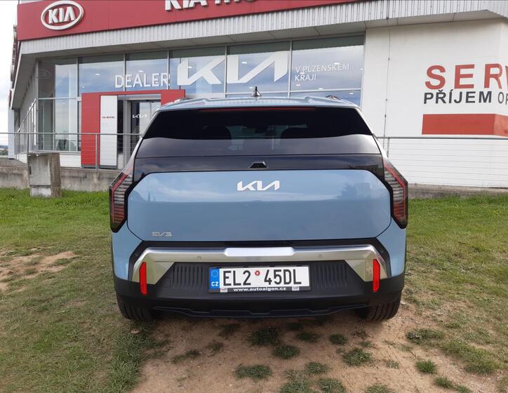 KIA EV3 7