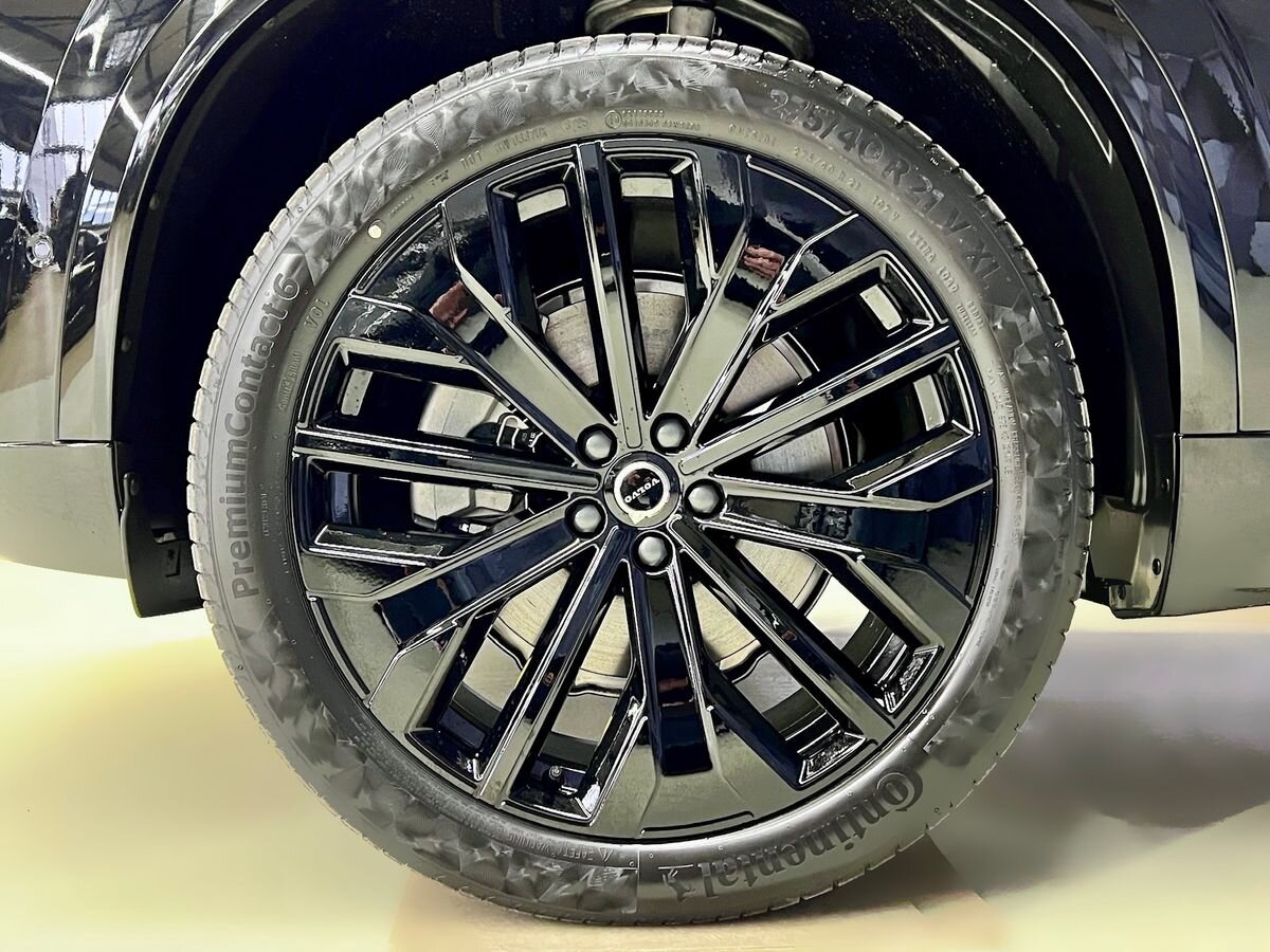 Volvo XC90 SUV / Terénní 2,0 l 184 kw