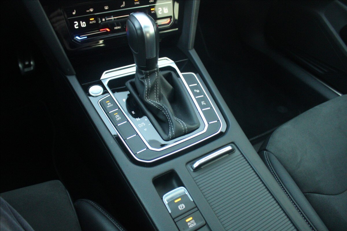 Volkswagen Arteon Liftback 2,0 l 147 kw