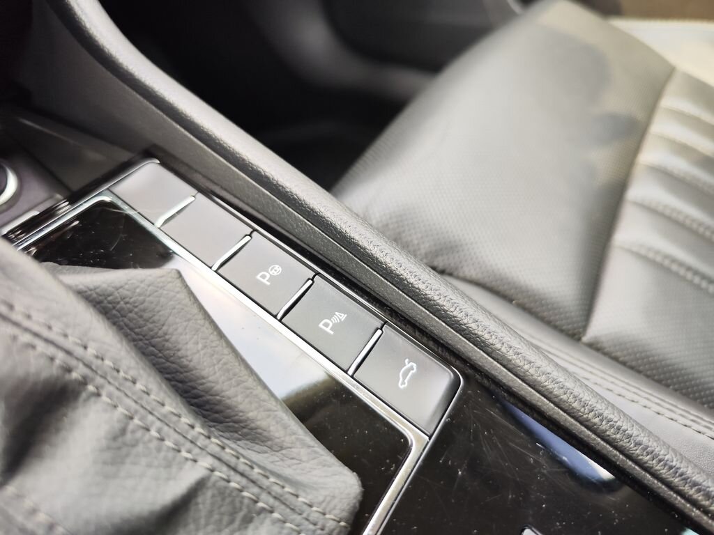 Škoda Superb Sedan / Limuzína 2,0 l 110 kw