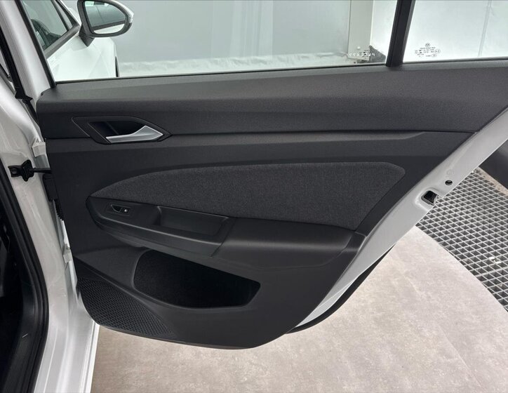 Volkswagen Golf Kombi 2,0 l 85 kw