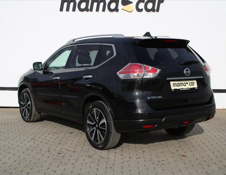 Nissan X-Trail SUV / Terénní 1,6 l 96 kw