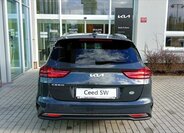 KIA Ceed 4
