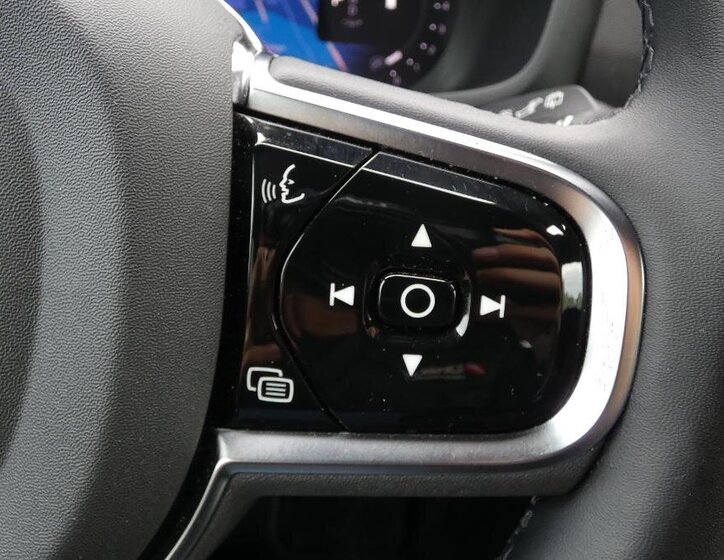 Volvo V60 Kombi 2,0 l 145 kw