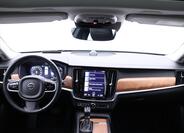 Volvo V90 29