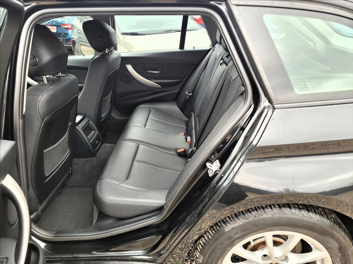 BMW Řada 3 Kombi 2,0 l 100 kw