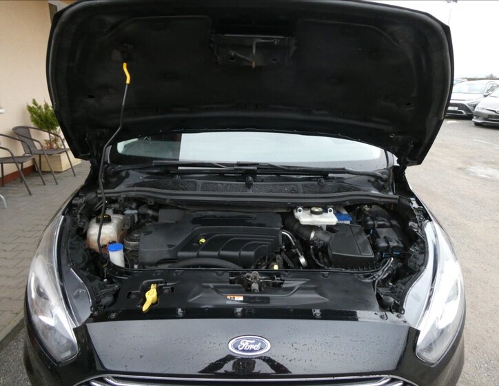 Ford S-MAX MPV 2,0 l 110 kw