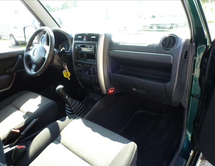 Suzuki Jimny 22