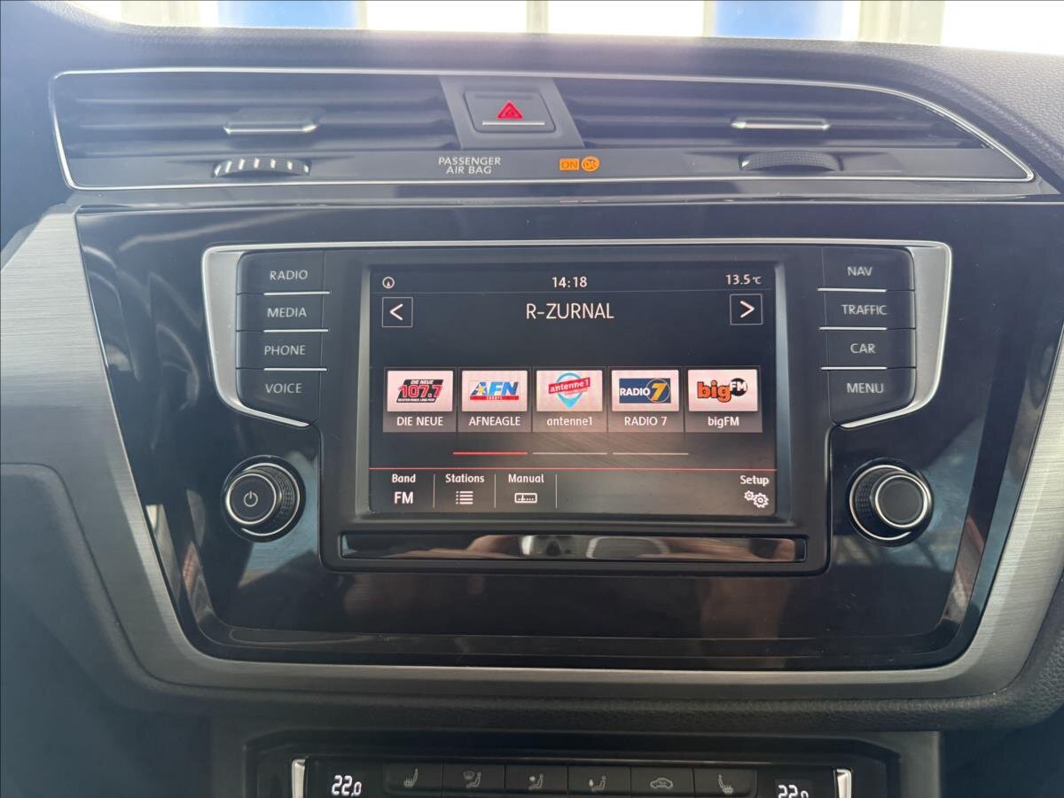 Volkswagen Touran Kombi 1,2 l 81 kw