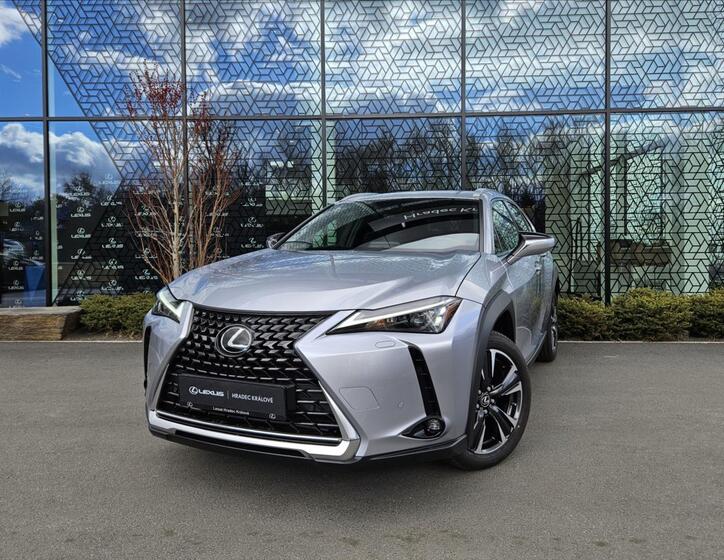 Lexus UX 250h 2
