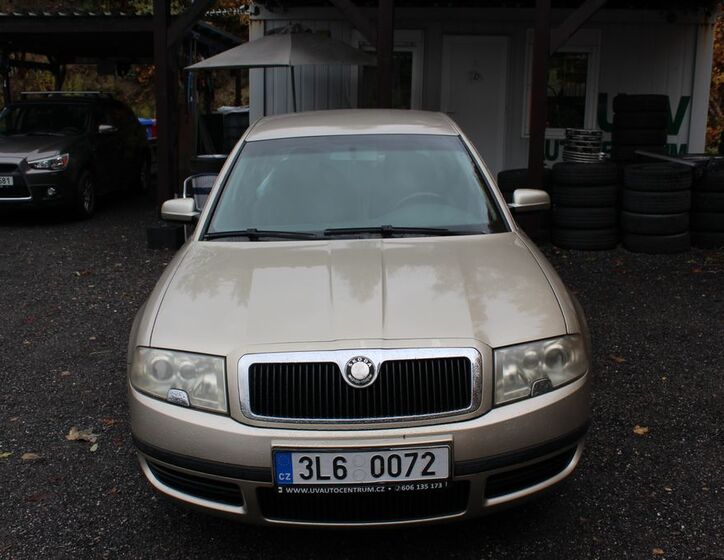 Škoda Superb 2