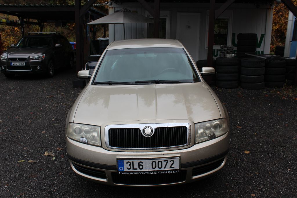 Škoda Superb