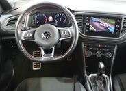 Volkswagen T-Roc 13