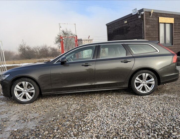 Volvo V90 Kombi 2,0 l 110 kw