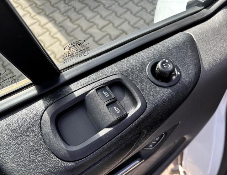 Ford Transit Custom 18