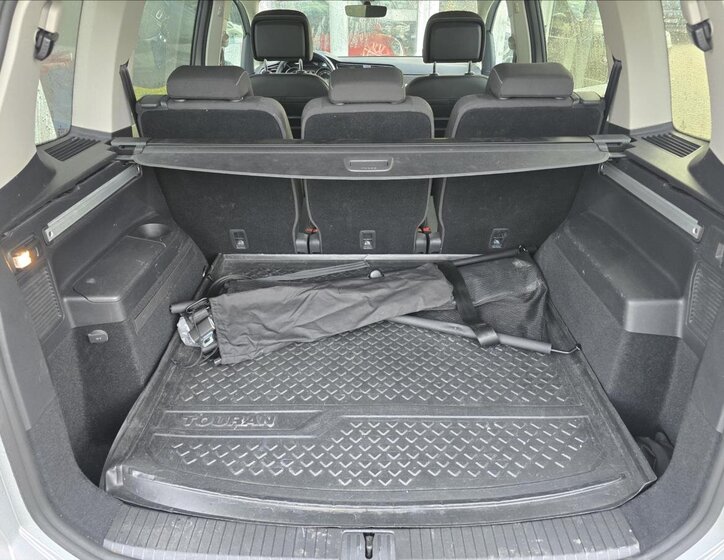 Volkswagen Touran 24