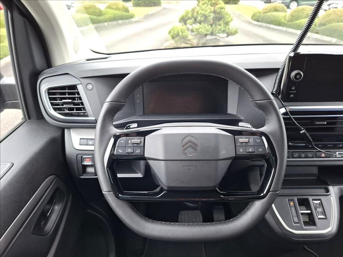 Citroën SpaceTourer MPV 2,0 l 130 kw