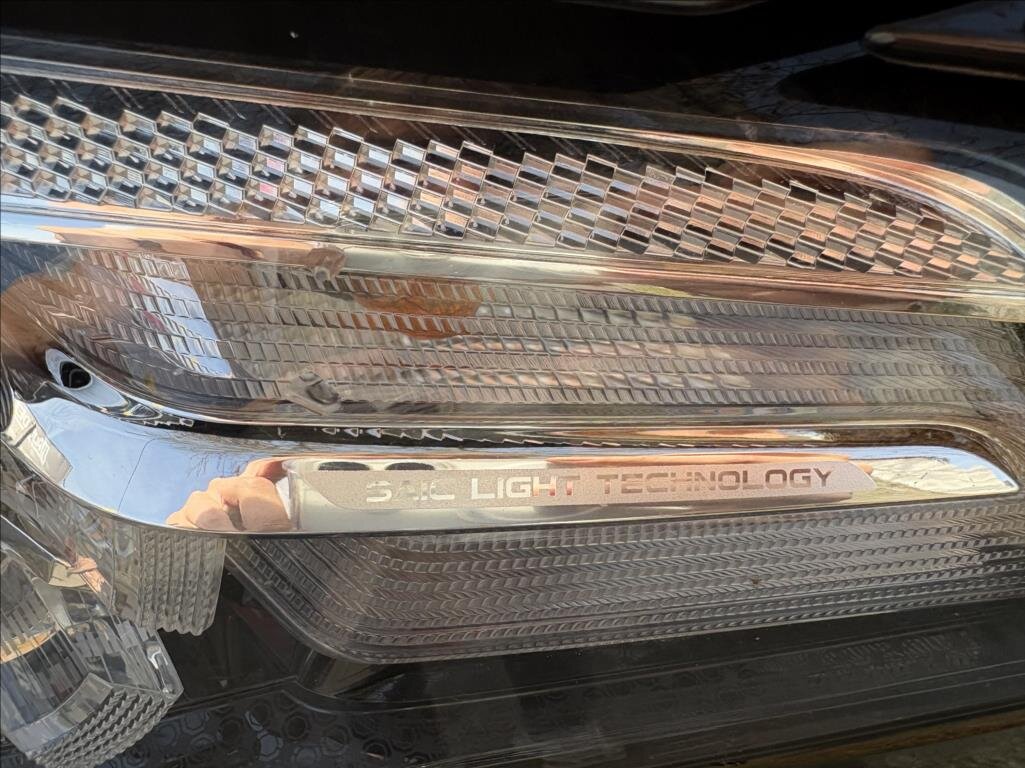 MG EHS SUV 1,5 l 119 kw