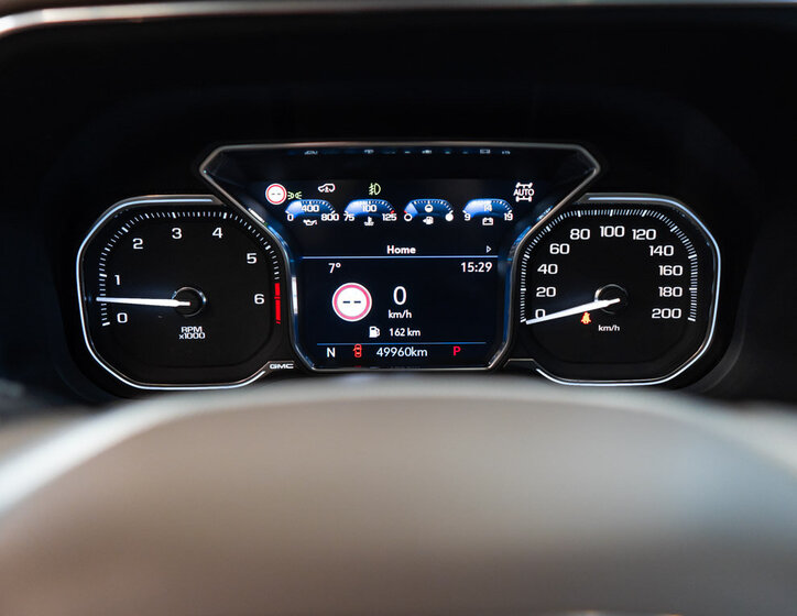 GMC Yukon SUV / Terénní 6,2 l 313 kw