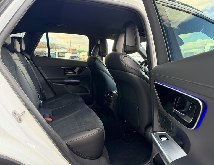 Mercedes-Benz GLC SUV / Terénní 2,0 l 145 kw