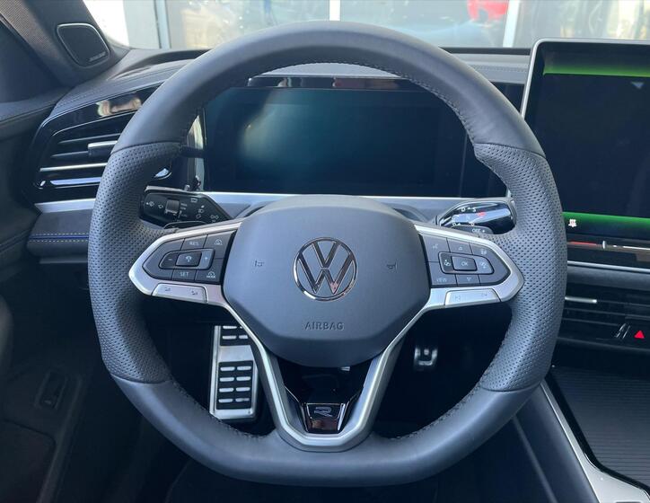 Volkswagen Passat 16