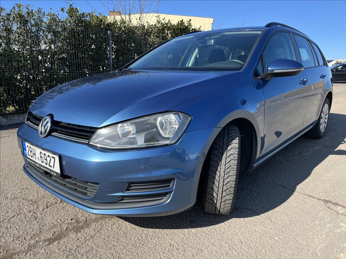 Volkswagen Golf Kombi 1,6 l 81 kw